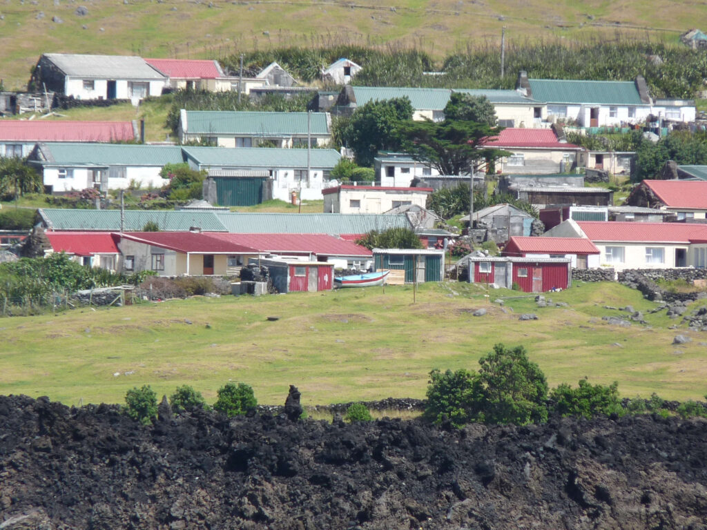 Tristan da Cunha – Blick auf Siedlung