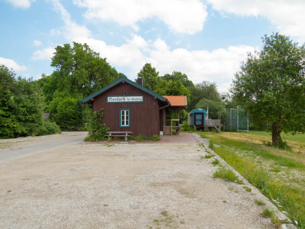 Bahnhof Moosach bei Glonn