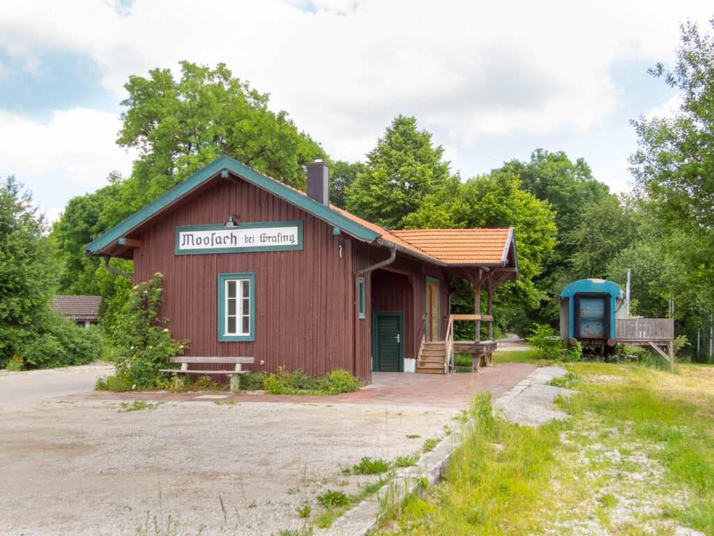 Bahnhof Moosach bei Glonn